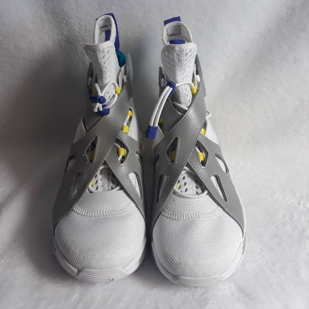 Nike Air Jordan Latitude 720 - Picture 4 of 6